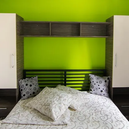 Cortina Apartamento Zlatibor